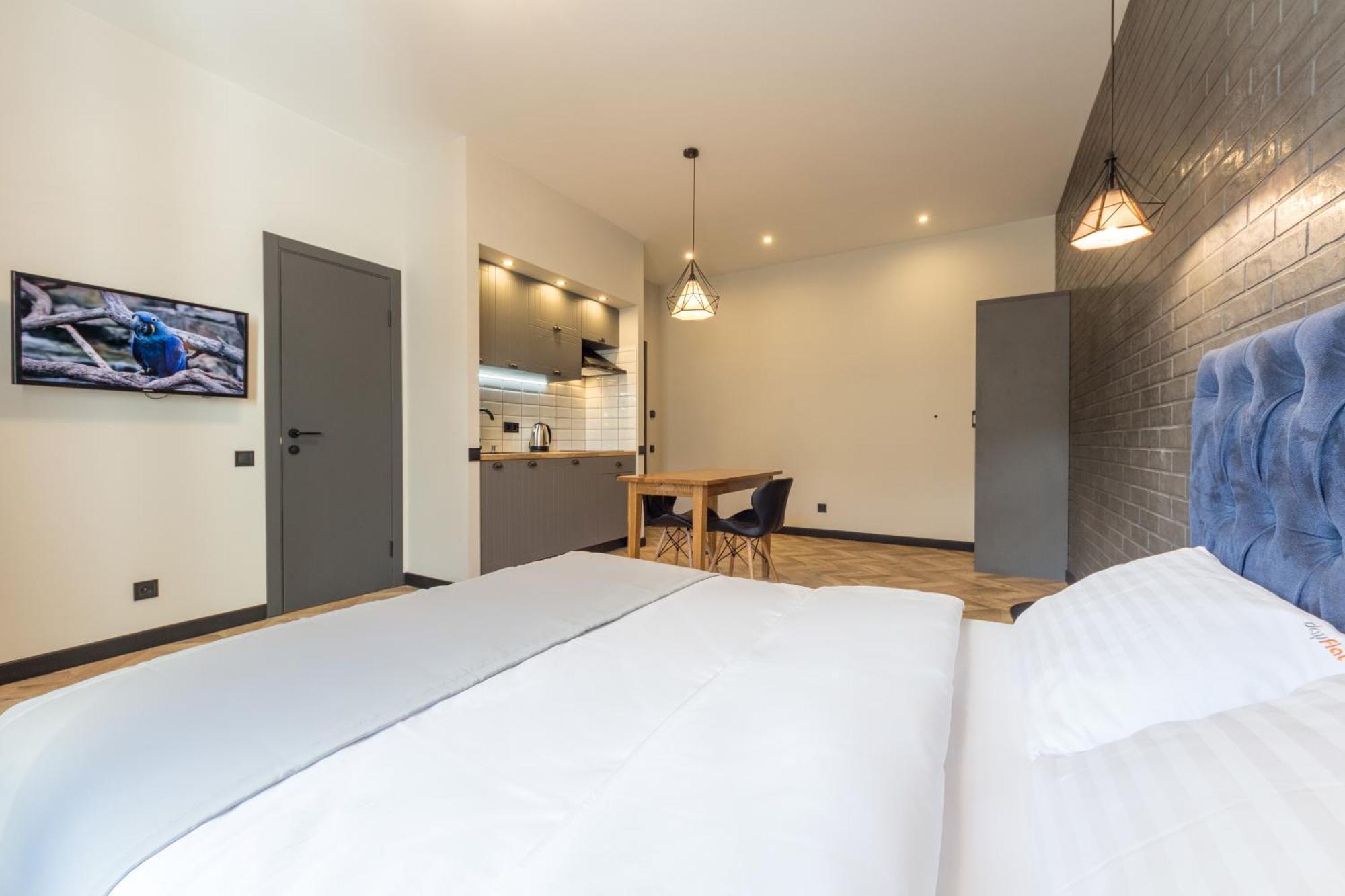 Self Check-In Apartments Maidan Area Kiev Exterior foto