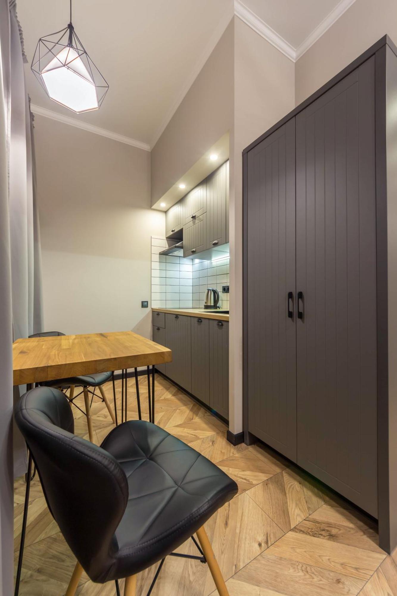 Self Check-In Apartments Maidan Area Kiev Exterior foto